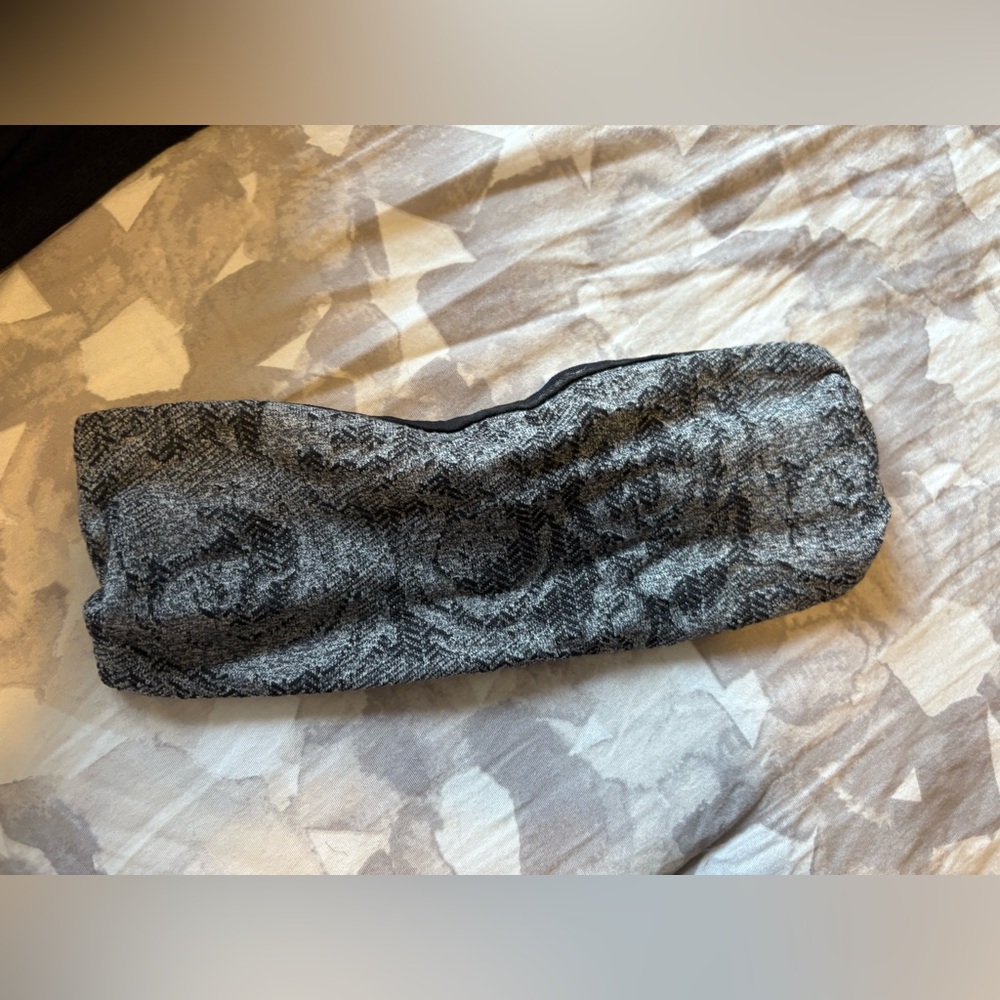 lululemon athletica Gray Patterned Headband